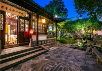 美化环境齐助力 绿色家园同守护