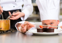 百富餐饮2021年全年亏损345.5万 亏损同比扩大45.72%