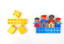 上海乐高乐园主题商业街项目全面封顶