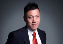 王世良担任西安奥体中心丽芮酒店总经理