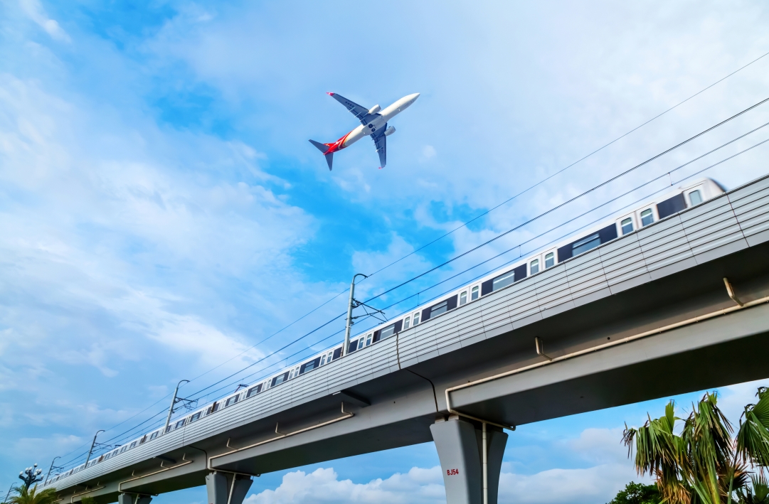 北京大兴机场：7月运送旅客超444.5万人次，同比增长12.7%