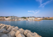 雅阁酒店集团|跨过山和大海，走近诗与远方