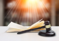 三亚玛瑞纳酒店拍卖 起拍价1.66亿元