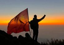 他来了，他来了，三清山带着百万大奖走来了