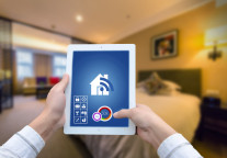 华为“专线+X”升级，全光+AI助力中小微企业数智转型