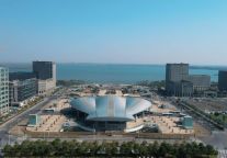 下榻格林豪泰酒店，湖风中乐游临港新城