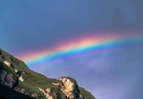 适合中国宝宝的精彩假期来啦！彩虹奇遇！创意游戏！就在云丘山！