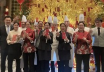 招商蛇口旗下伊敦新春开门红丨满房映初心 温情暖人间