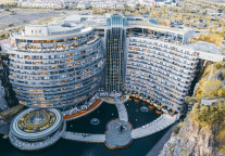 安徽庐江废弃矿山建悬崖酒店6月8日开业 总投资1.6亿元