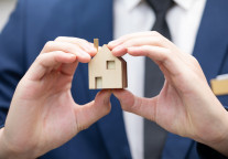 德祥地产1.05亿港元出售温哥华海湾威斯汀酒店股权