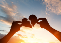 “联姻”失败两年后，凯撒旅业与众信旅游的殊途同归