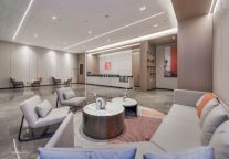 入住格林东方酒店，醉梦山城奇景中