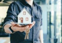 新华联唐山子公司转让铂尔曼大酒店等资产 交易总价款3.95亿元