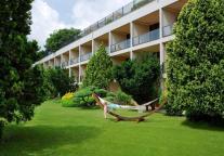 1年约排3.6亿吨二氧化碳！酒店低碳革命势在必行，共建可持续生态