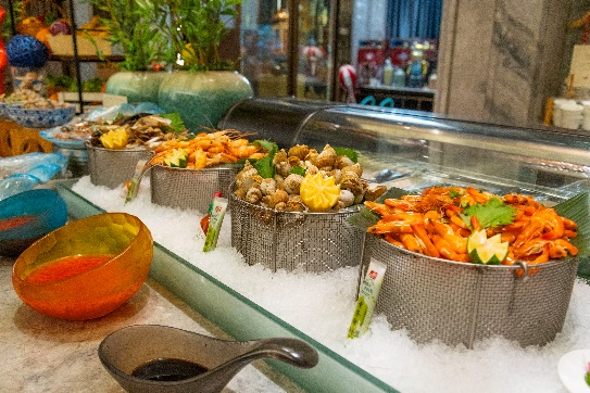 上海万达瑞华酒店「美食汇」自助餐厅焕新