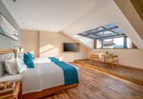 雅阁酒店集团|东江湾畔的宁静之所，尽在东江湖雅阁度假酒店