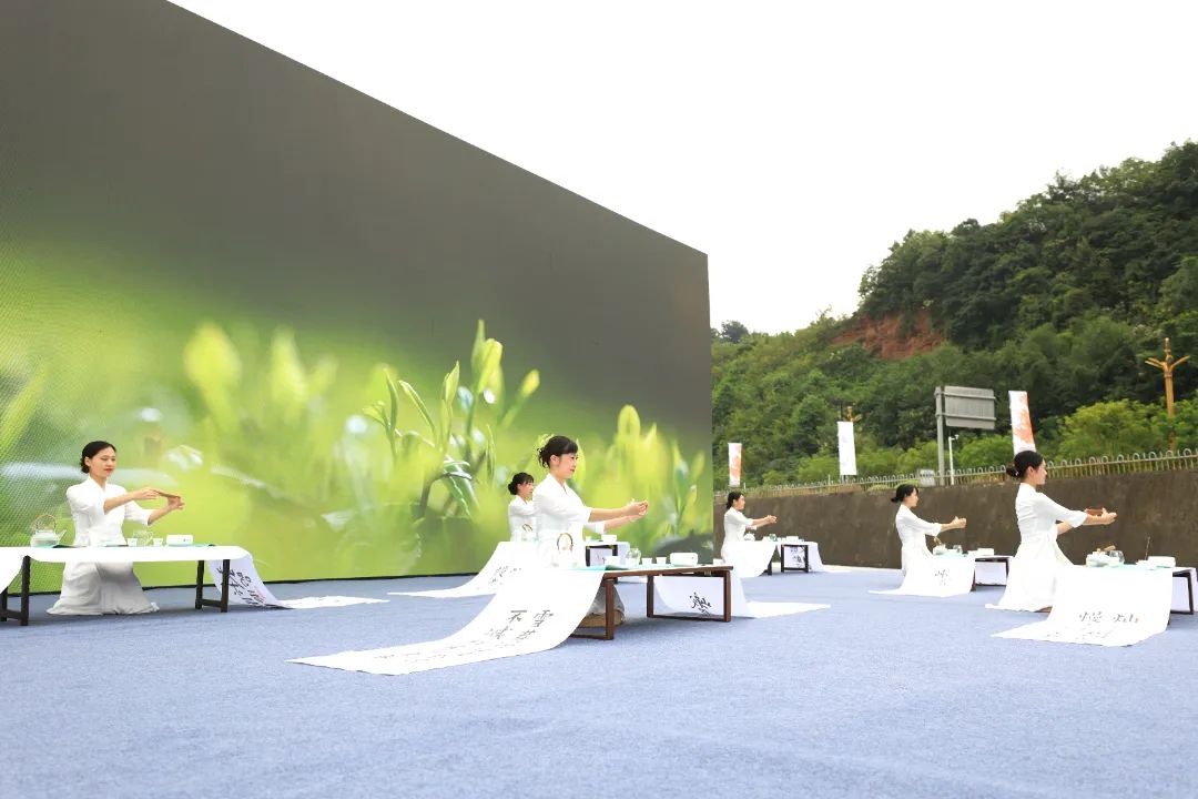 峨旅股份公司获“数据要素×”大赛多项奖项