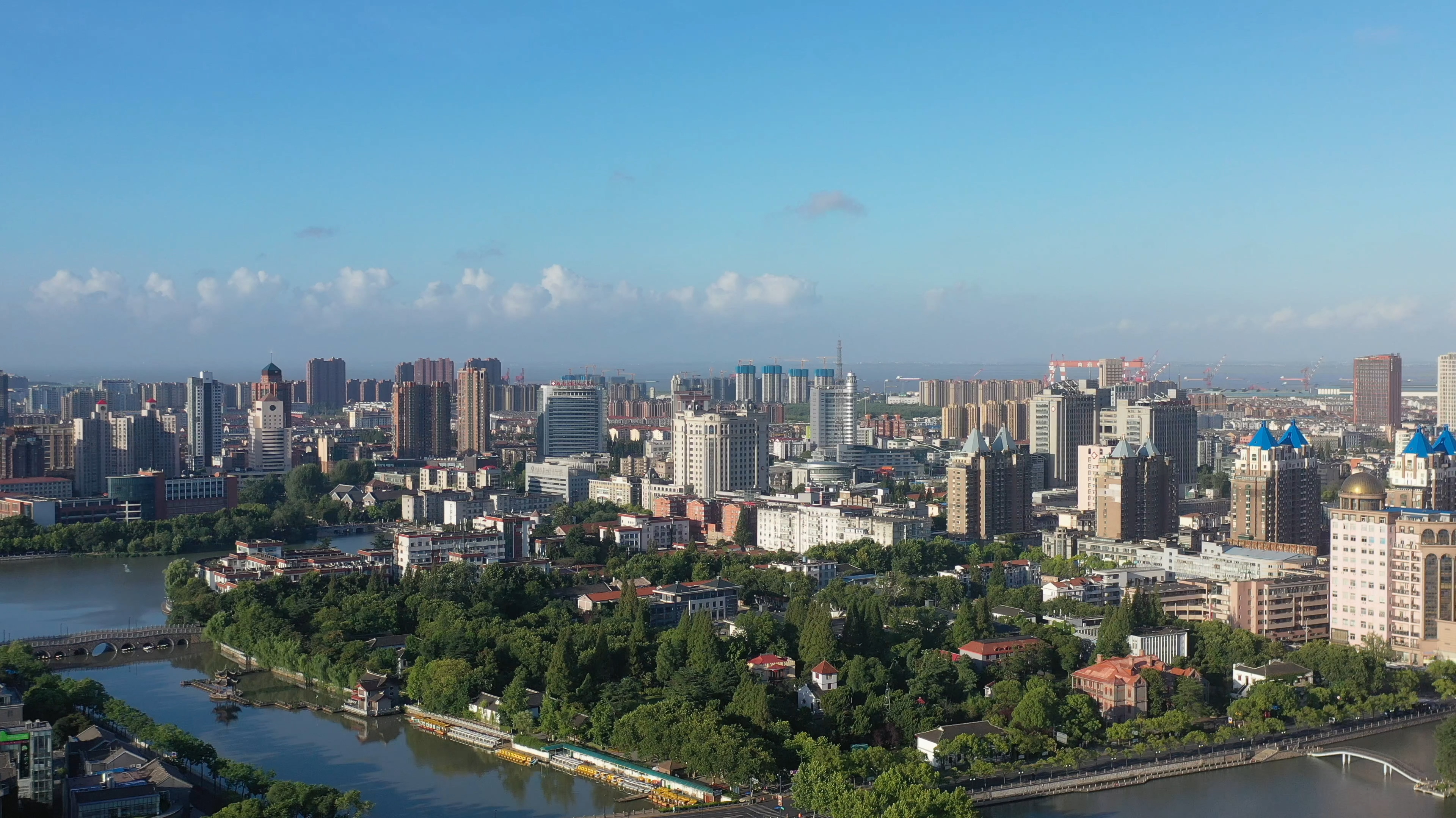 摄图网_502472630_5A景区江苏南通濠河风光航拍风光(企业商用).jpg