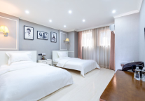 途客中国轻居酒店绍兴万达广场店，出行值得入住!