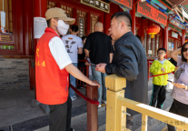 洪洞大槐树：志愿者服务获宝鸡游客感谢信表扬