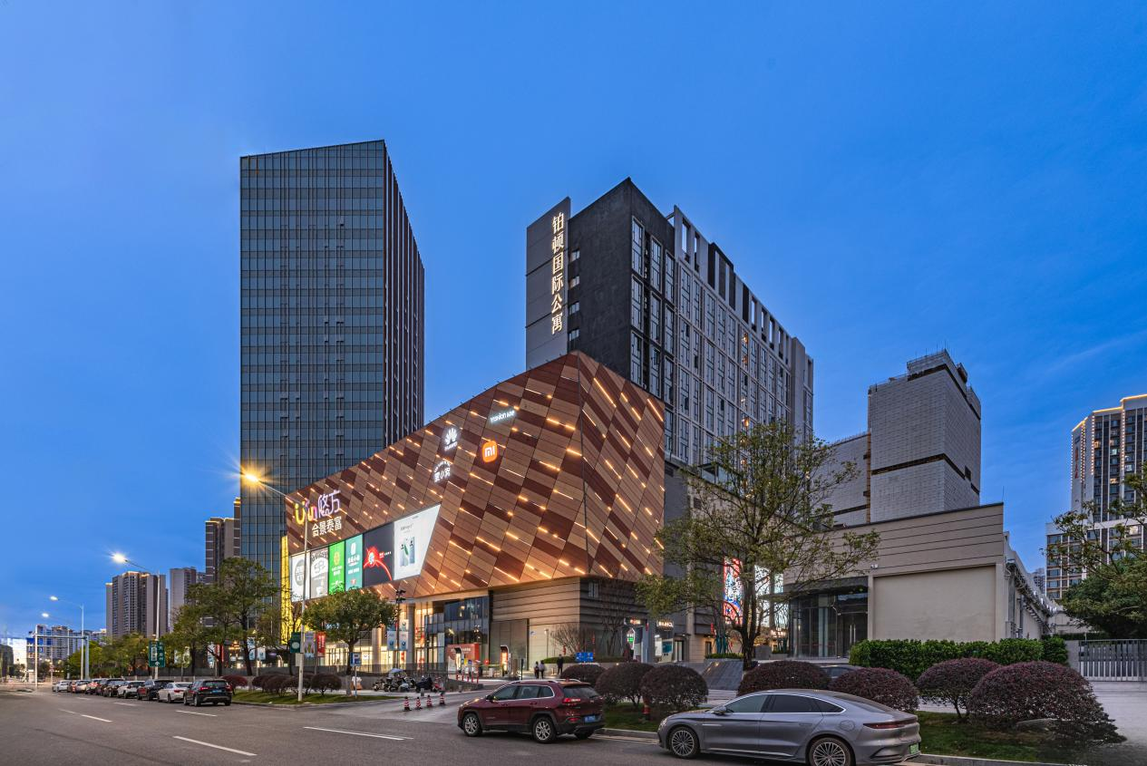 铂顿国际公寓广州知识城旺村地铁站店盛大开业