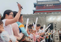 山海关景区端午有爱暖心间！