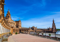 西班牙5月接收国际游客数量创下历年最高