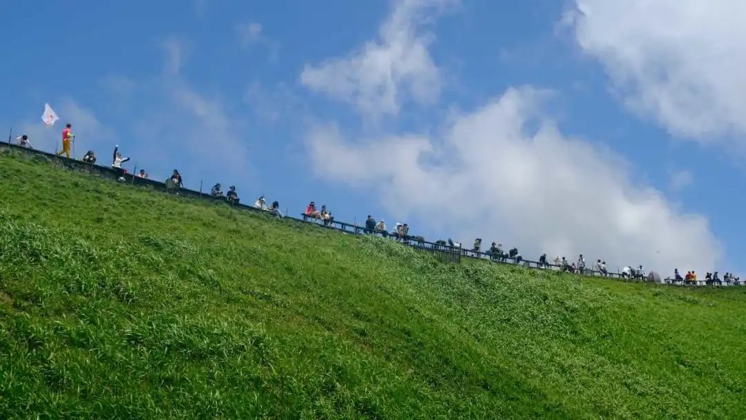 一对高颜值cp诞生！下半年的武功山景区又美出新高度~