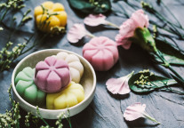 中国旅游饭店业协会：关于进一步遏制“天价”酒店月饼的倡议书