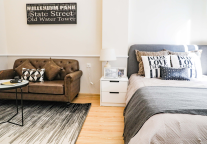 碧家公寓开展老带新最高送200元京东卡活动