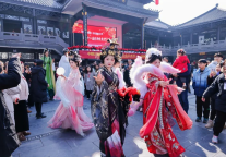 大批客流抵达合肥这里，最新现场！