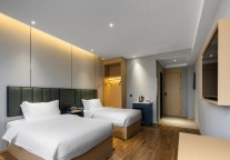 格林豪泰酒店，来恐龙园尽情“撒欢儿”