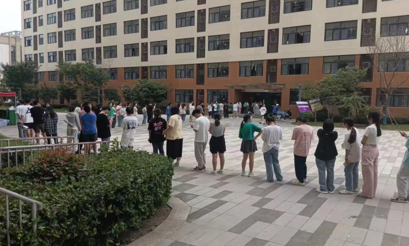 承寓·智慧产业园店项目顺利完成1500+租户入住办理工作