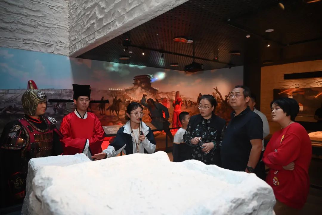 “图”说精彩｜双节期间，榆林文旅公司旗下景区人气旺！