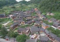 张久明：纯朴的苗寨风俗——贵州雷山县龙塘村苗寨风情之一