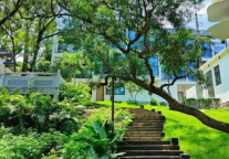 雅阁酒店集团|与大自然亲密接触，尽在莲花山雅阁璞邸酒店