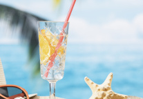 飞猪：暑期机票酒店等旅游服务预订量同比大幅增长