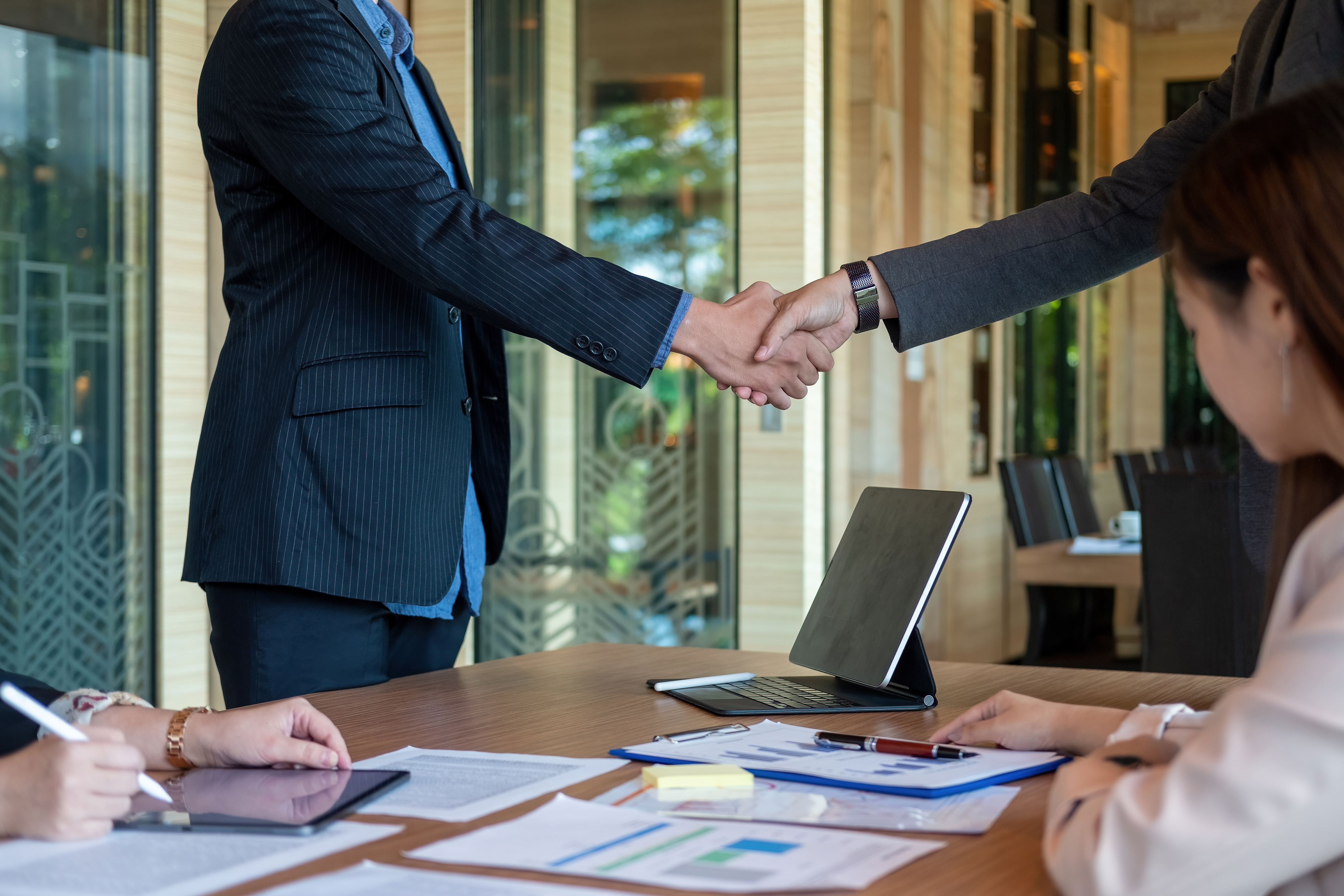 麓途美宿携手悦榕庄集团，开启部分城市门店分销合作