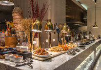 伦敦金拱门华尔道夫酒店宣布与明星厨师达成合作