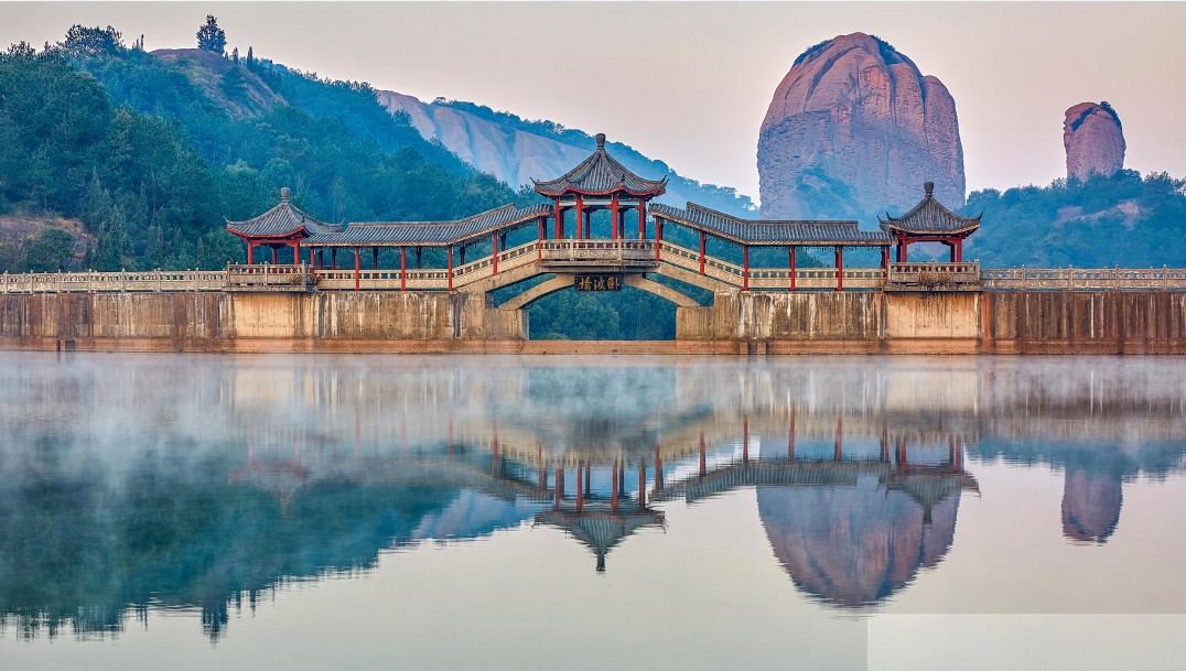 向云端，一起来龟峰景区！走进治愈系的夏天