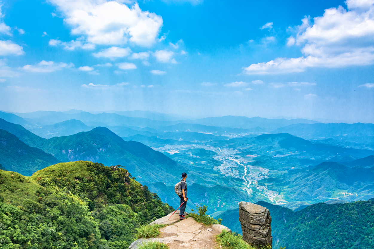 同程旅行面向年轻人推出“周五出逃计划”