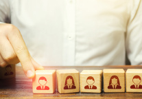 新丝路文旅委任沈杨为执行董事