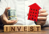 “国资”加速进入长租市场，谁会下牌桌?