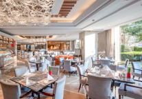 张久明：自助餐厅何缘爆棚？