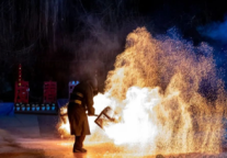 蛇年春节洪洞大槐树景区越夜越嗨13场表演轮番上演社火、非遗精彩绝伦