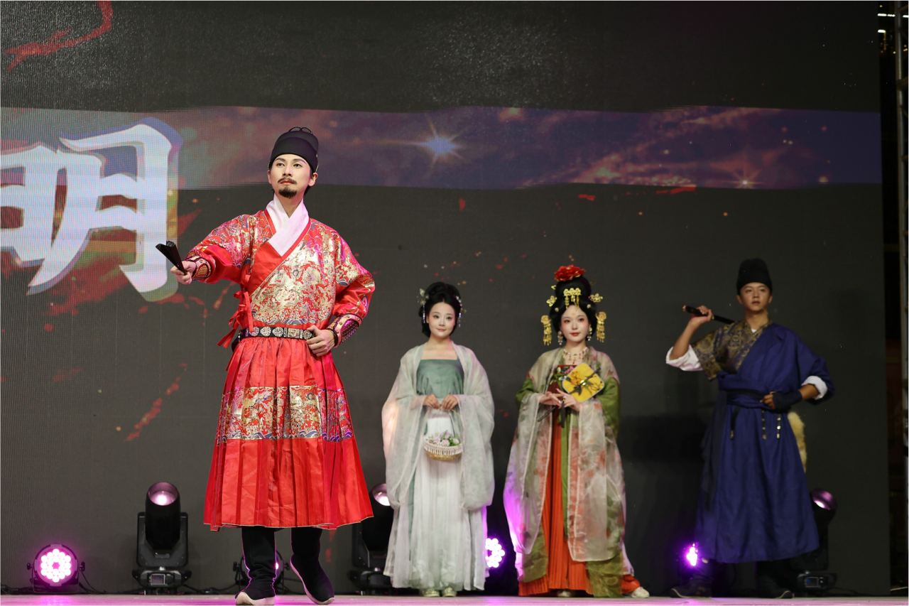 喜报｜《钱塘里》获“五个一工程”，演员李云霄深情演绎人间烟火气
