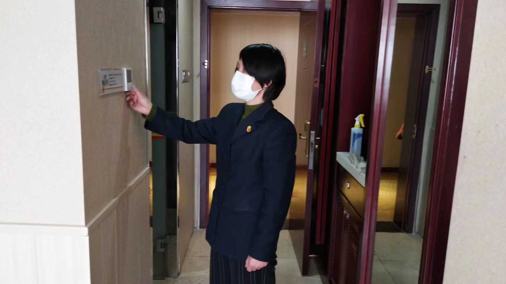 喜报丨速8酒店合肥宁国路高铁南站店店长杨效莲荣获“2023CCFA生活服务业金牌店长”称号