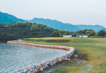 富春江畔将拟建“中国版环球影城”