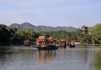 暑期旅游预订“手慢无”飞猪618较往年提前启动，活动商品数翻倍增长