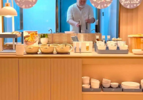 出差打工人，把这顿早餐当作人间理想